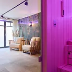 Binnendiek Haus 2 3 アパート